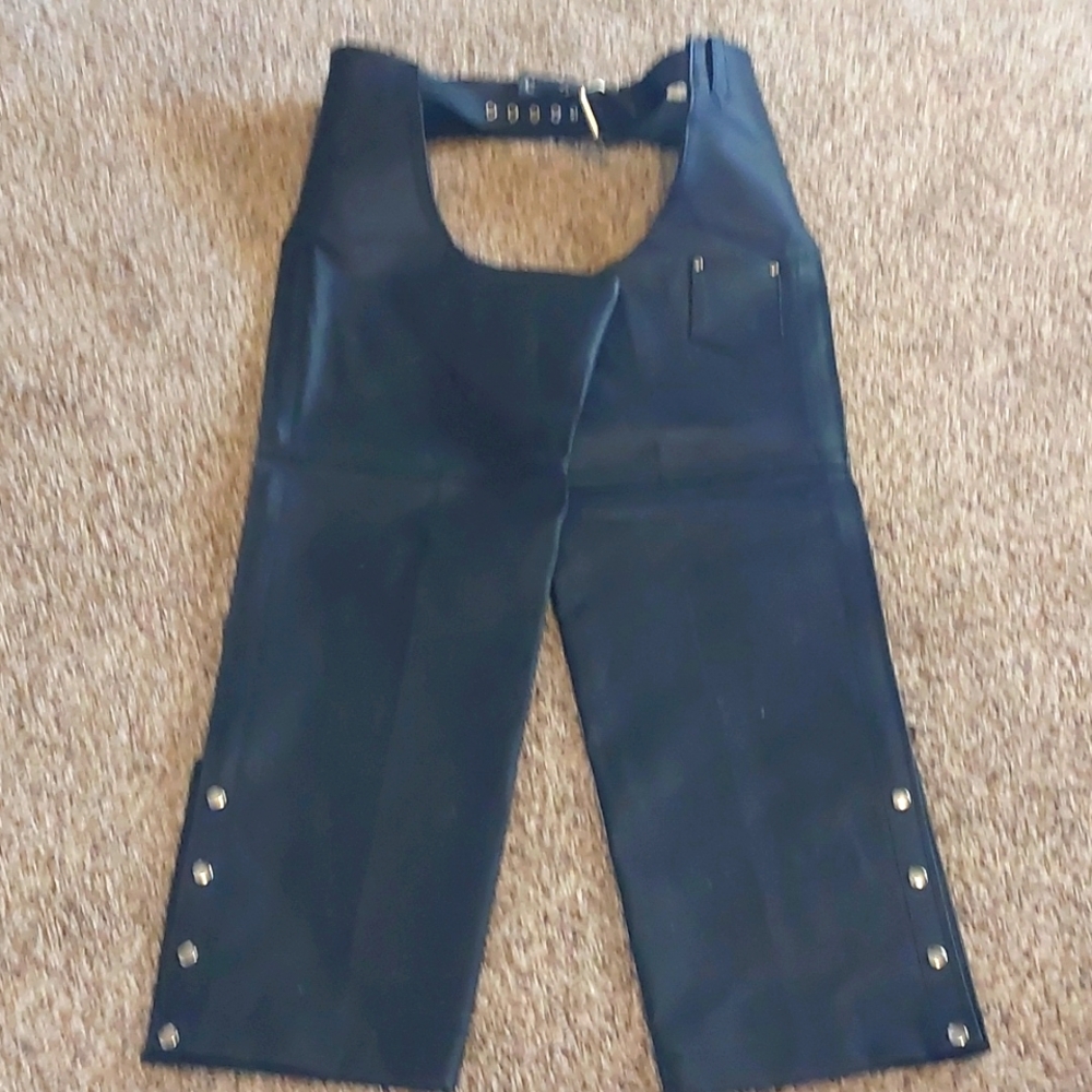 Leather Chafs